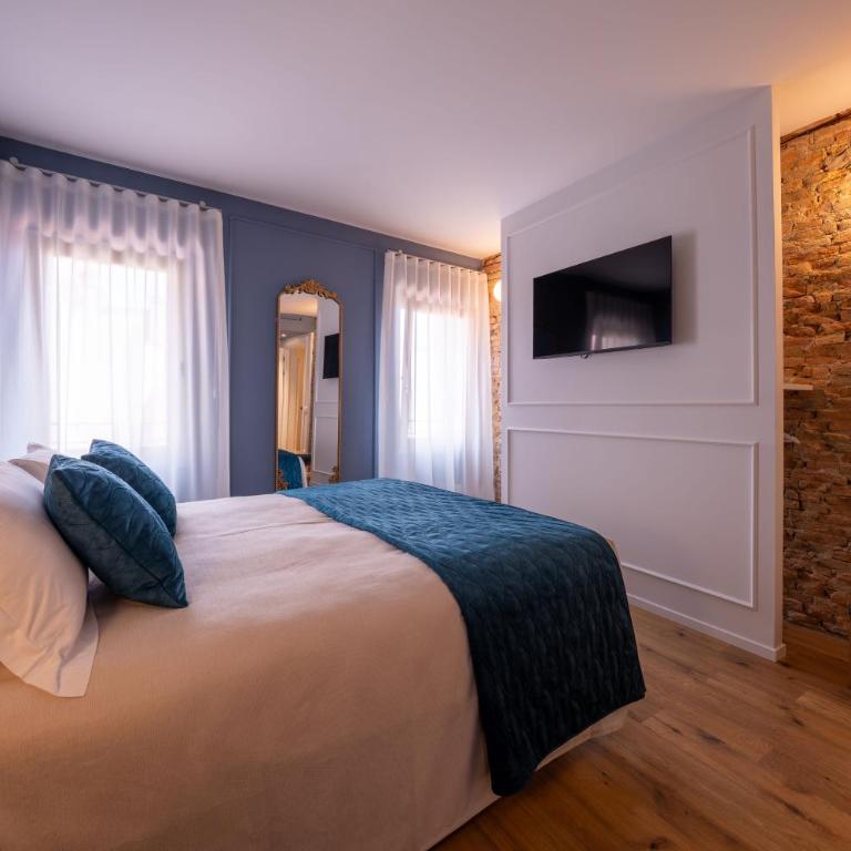 Spaccavento Boutique Rooms - Camera Queen Deluxe - 9