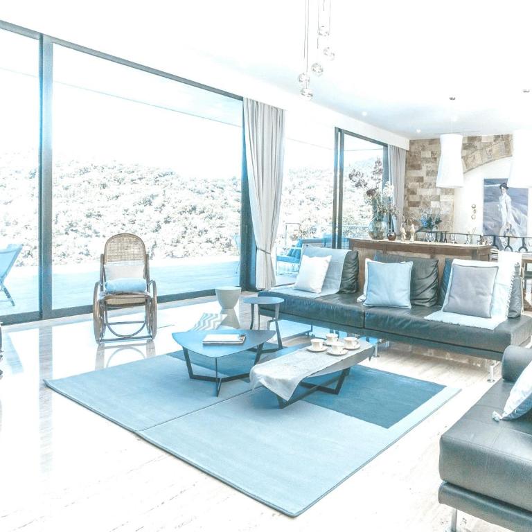 Exclusive Villa in Lloret de Mar, Private pool - Villa - 5