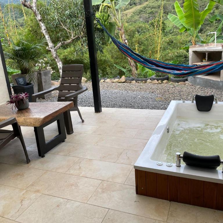 Villa Milú Refugio boutique - Suite Superior con cama extragrande - 2