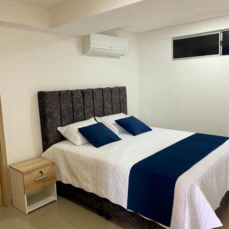 Caribbean Oceanview Duplex - Three-Bedroom Apartment - 25