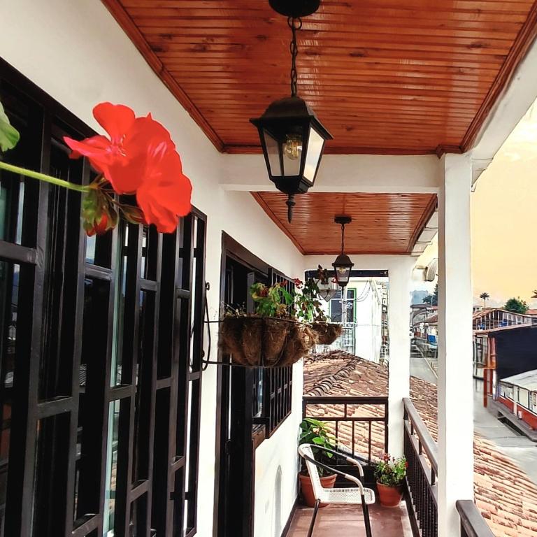 SAN PEDRO SALENTO ApartaHotel - EXCELENTE UBICACION - Casa de 6 dormitorios - 2