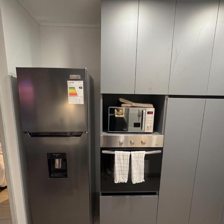 Costado del Metro I Hospitales y Clinicas I Estacionamiento - One-Bedroom Apartment - 4