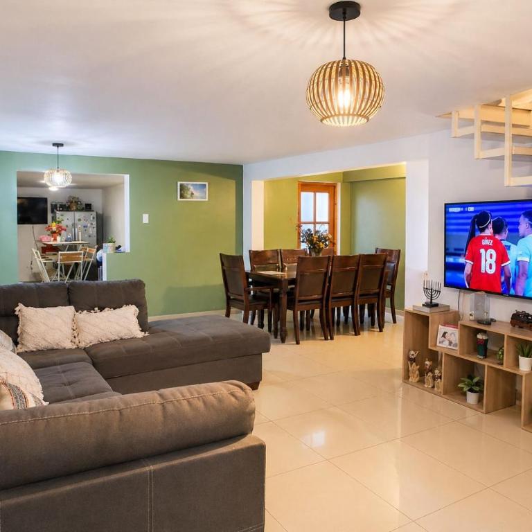 EXPONOR 2026 Casa 3D Ejecutiva 3 Personas Estacionamiento - Three-Bedroom House - 2
