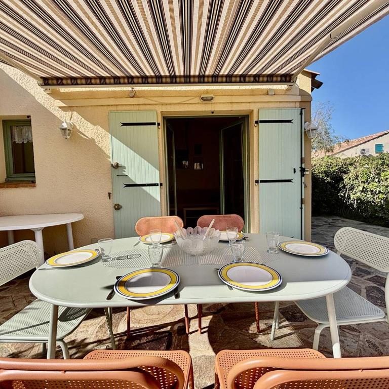 Mazet calme, clim et parking - 6 pers. - FR-1-816-46 - Villa - 1