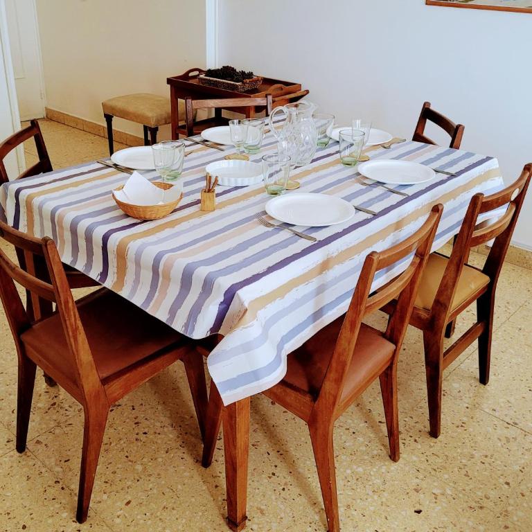 Descansa, Mar y Home Office - 8vo Piso Playa Grande - Two-Bedroom Apartment with Sea View - 32