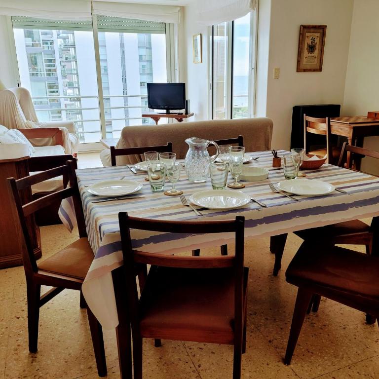 Descansa, Mar y Home Office - 8vo Piso Playa Grande - Two-Bedroom Apartment with Sea View - 6