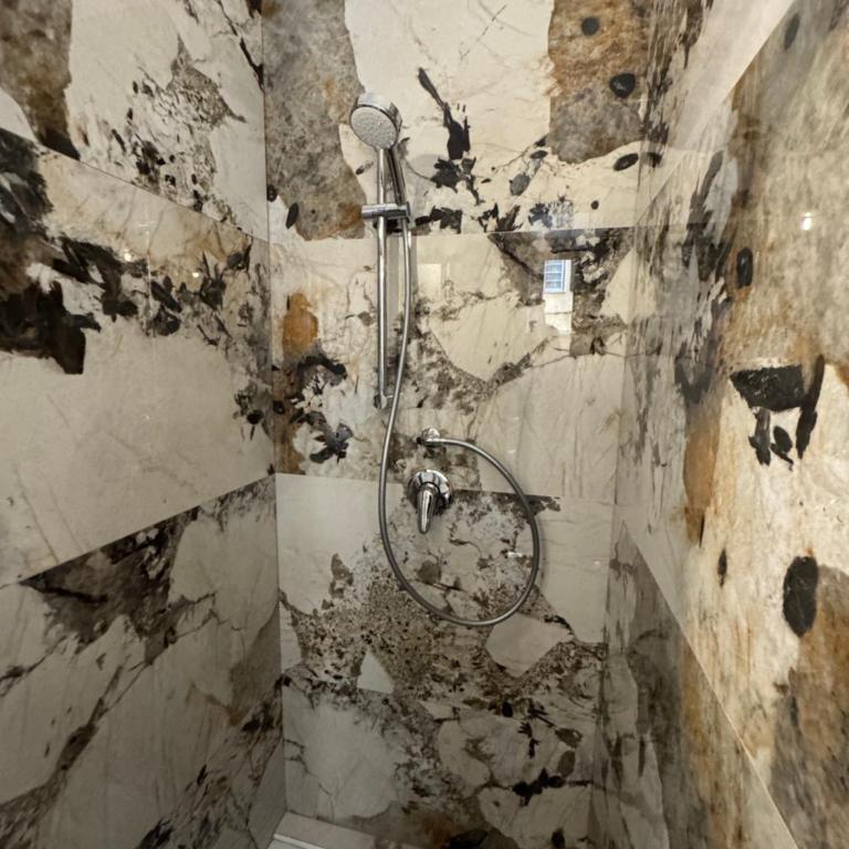 VATICAN LUXURY SUITE - Doppelzimmer mit eigenem Bad - 10