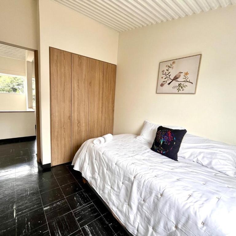 Casa cerca Simón Bolívar - Campín - Corferias - Casa de 5 dormitorios - 20