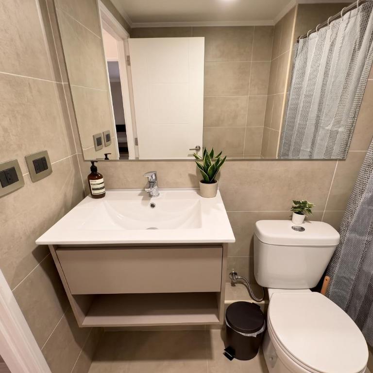 Metro Matta I Stgo Centro I 1H1B I AC - One-Bedroom Apartment - 7