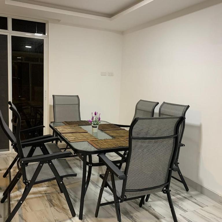 Casa vacacional Playas - Three-Bedroom House - 28
