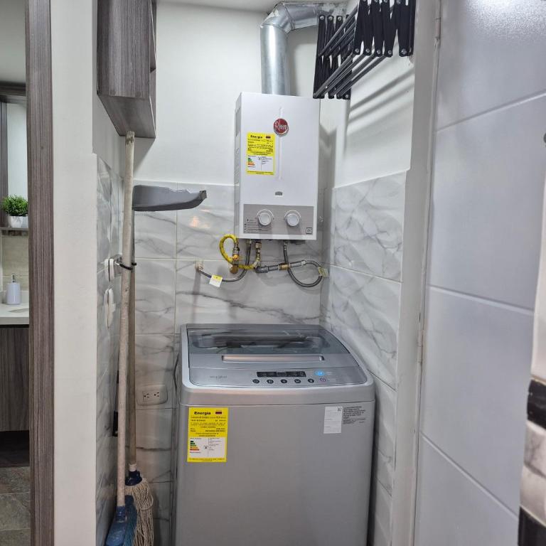 Moderno y Cálido Aparta Estudio en La Candelaria - Apartamento de 1 dormitorio - 2
