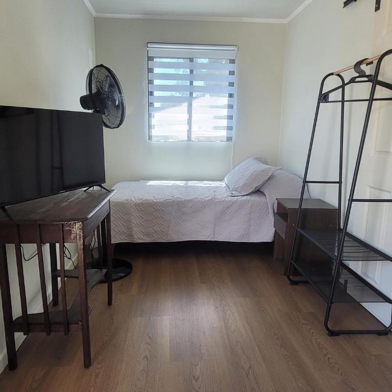 Hostal La Casa del Jardín - One-Bedroom House - 8