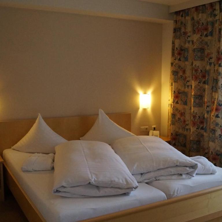 Hotel ALPINA - Standard Double Room - 3