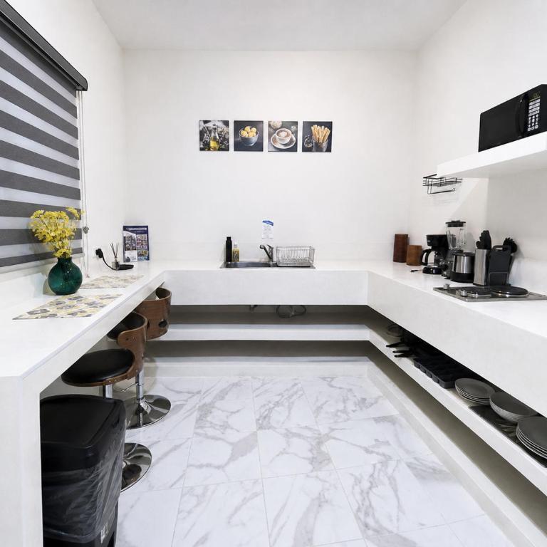 Cabo Downtown Studios - Estudio Deluxe con cama grande - 7