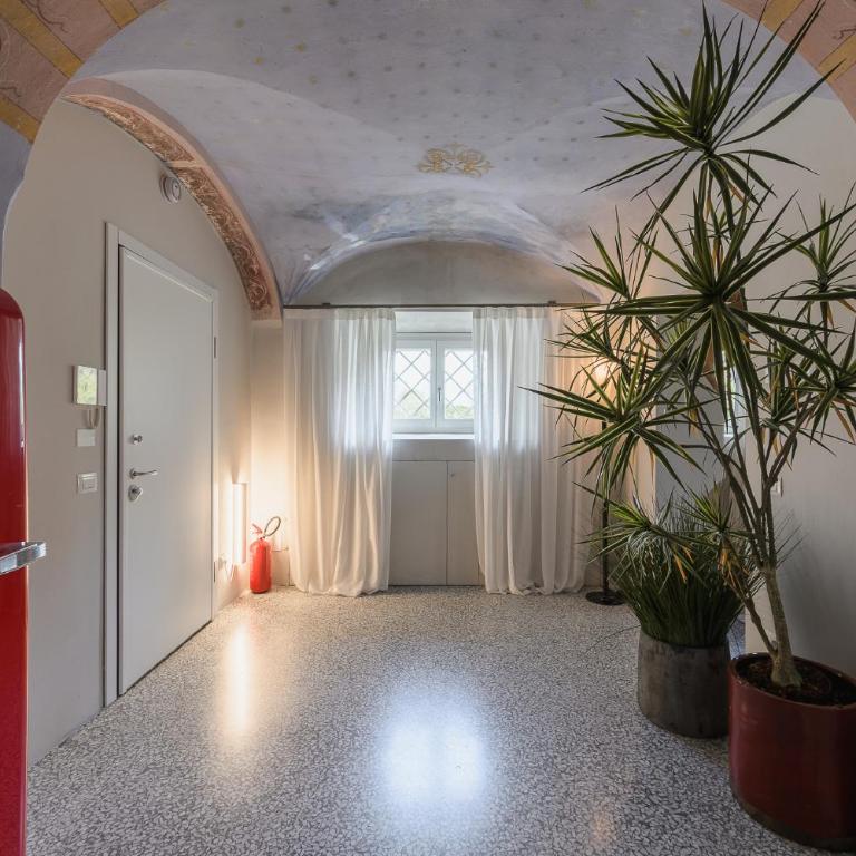 La Grotta Incantata - Elegante suite tra arte e natura a Modena - Appartamento con 1 Camera da Letto - 12