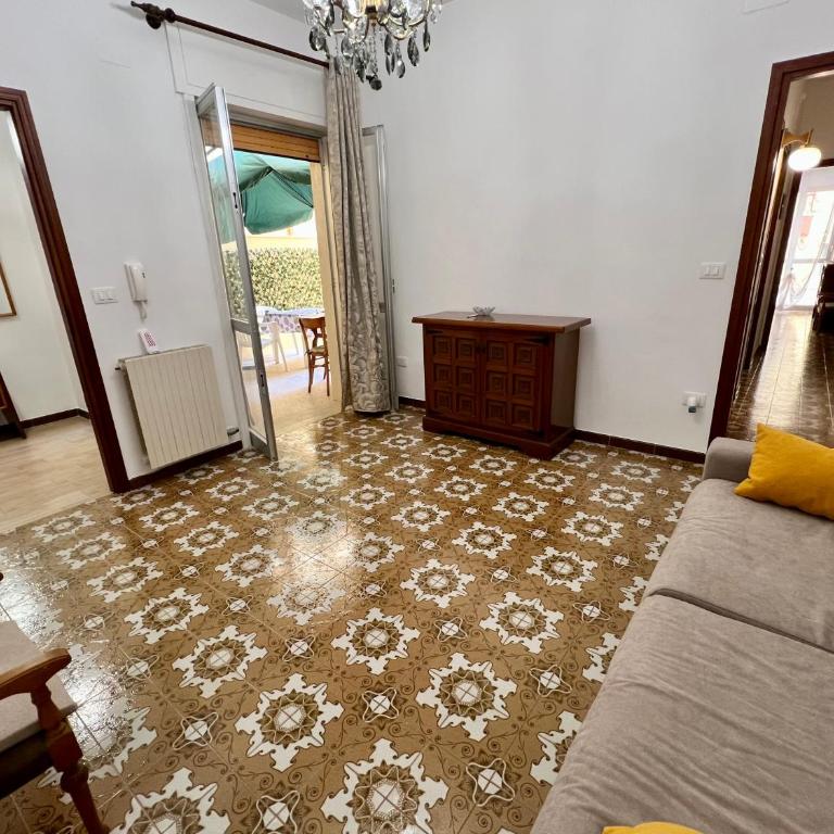 Savonarola by Paf in Tour - One-Bedroom Apartment - 1