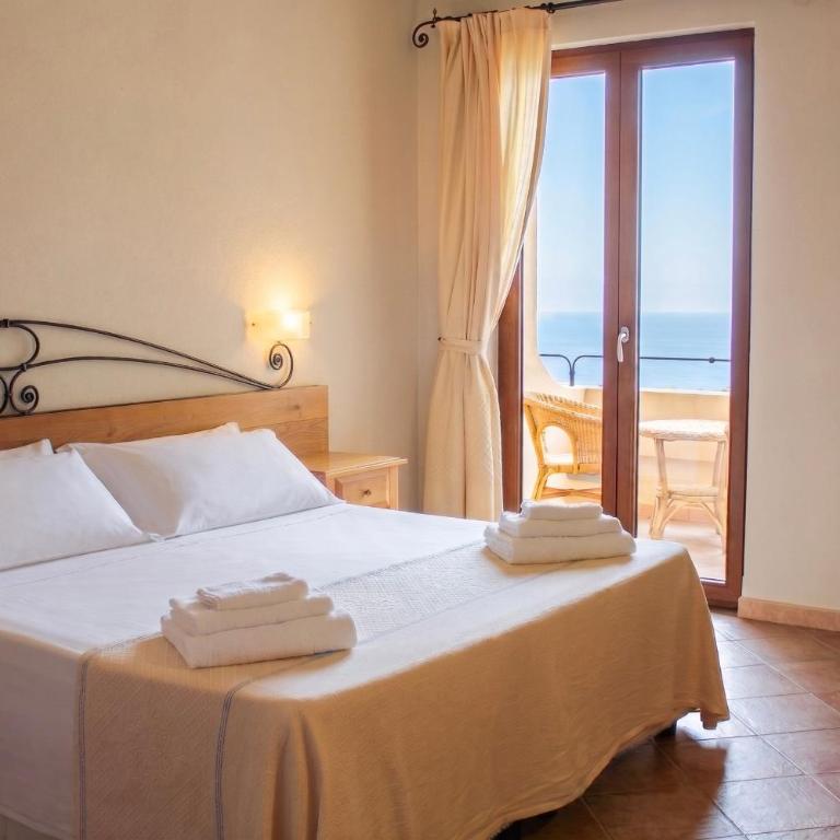Hotel Villa Gustui Maris - Camera Superior Matrimoniale/Doppia con Letti Singoli con Vista Mare - 2