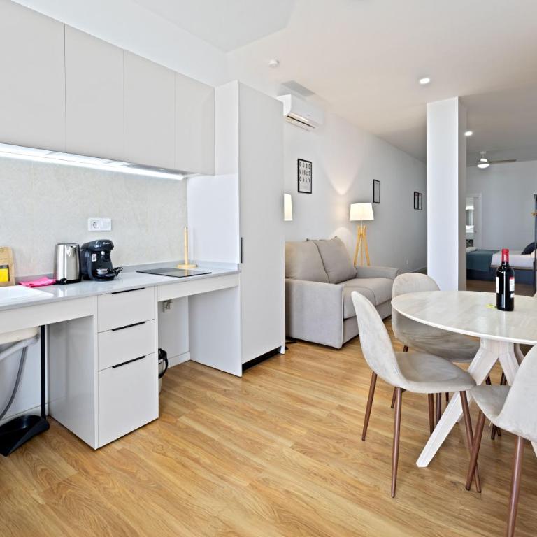 Pato - Modern Apt - Near Bioparc by Río Turia Apartments - One-Bedroom Apartment - 13