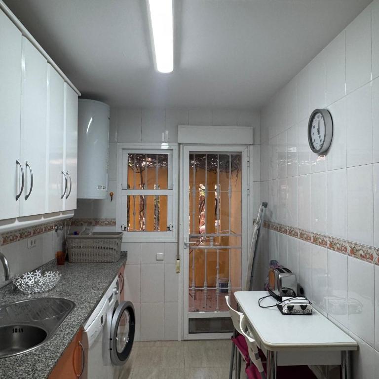 Bajo El Faro de Puerto Rey 2 - Apartamento de 2 dormitorios - 28