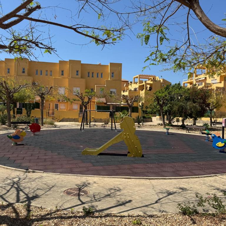 Bajo El Faro de Puerto Rey 2 - Apartamento de 2 dormitorios - 58