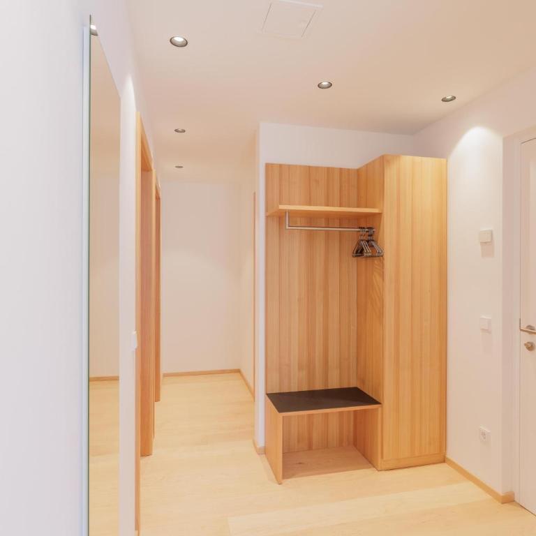 AppMONT - Two-Bedroom Apartment with Shower - 3