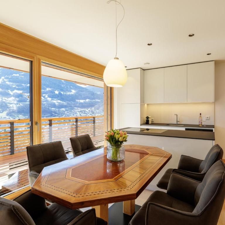 AppMONT - Two-Bedroom Apartment with Shower - 9