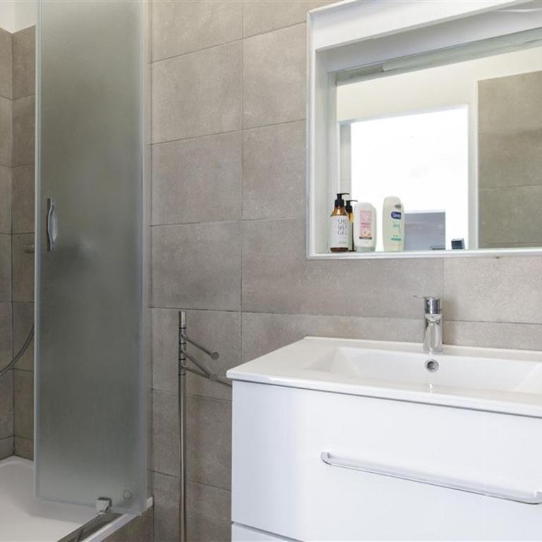 Central Charm space and calm sea view - Appartement 2 Chambres - 5