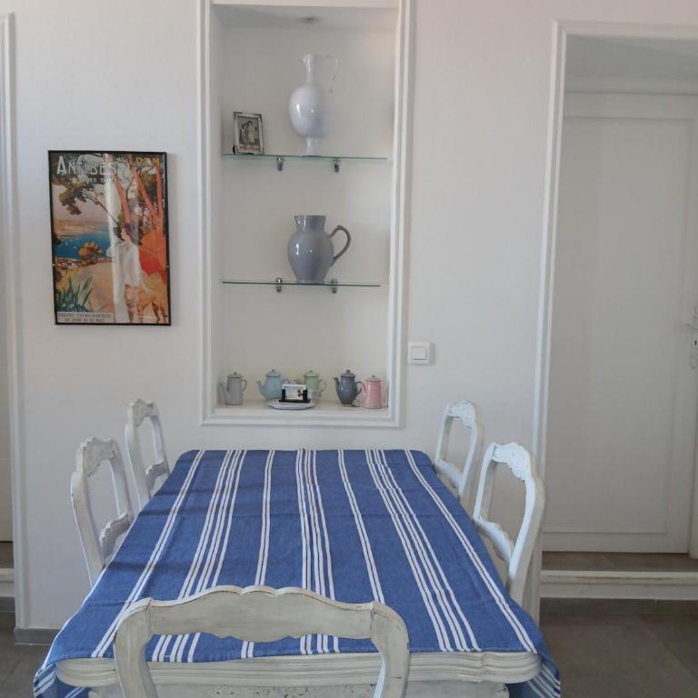 Central Charm space and calm sea view - Appartement 2 Chambres - 6