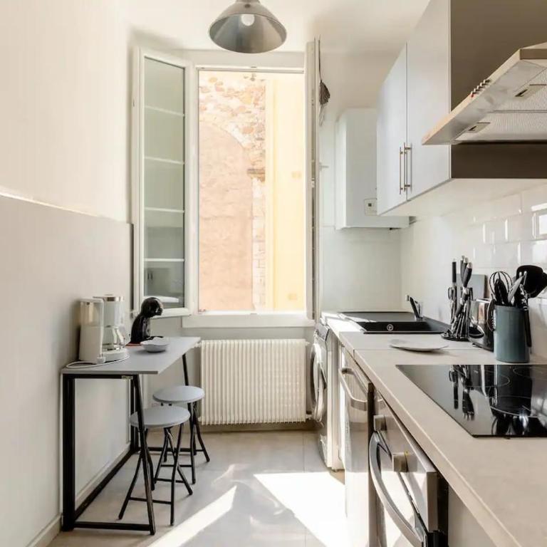 Central Charm space and calm sea view - Appartement 2 Chambres - 7