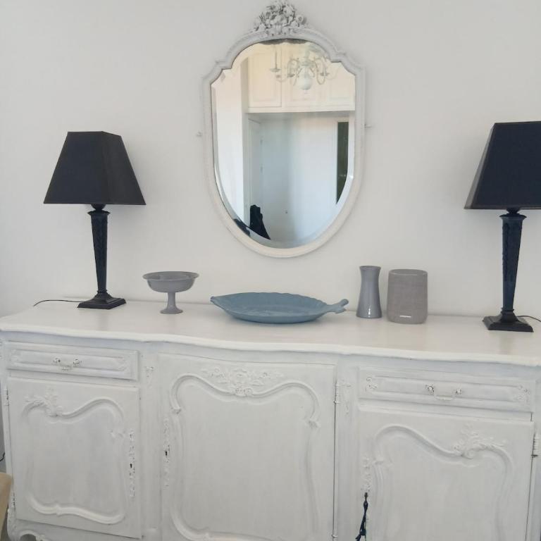 Central Charm space and calm sea view - Appartement 2 Chambres - 16