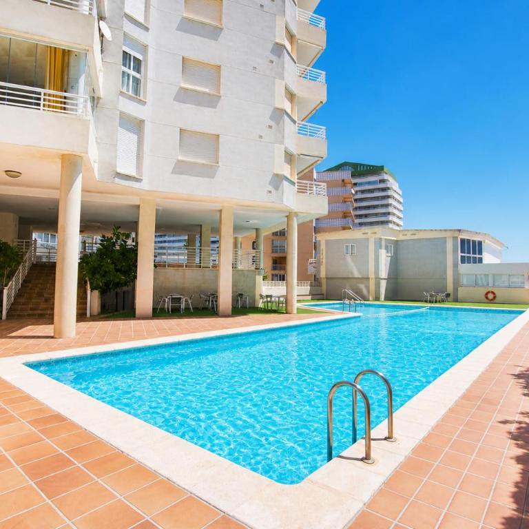 Apartment on the beach with parking and pool - One-Bedroom Apartment - 2
