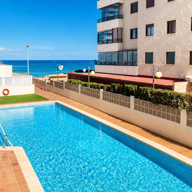 Apartment on the beach with parking and pool - One-Bedroom Apartment - 1