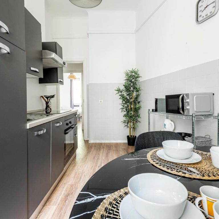 Luxury 4 bedrooms apartments Close to Duomo - Appartamento con 4 Camere da Letto - 2
