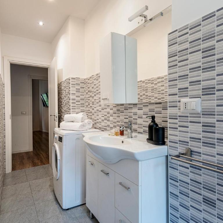 Luxury 4 bedrooms apartments Close to Duomo - Appartamento con 4 Camere da Letto - 28