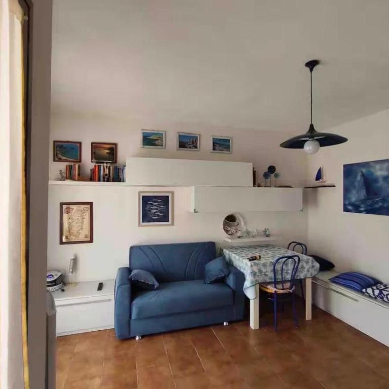 Maison Marina - Two-Bedroom Apartment with Balcony - 6
