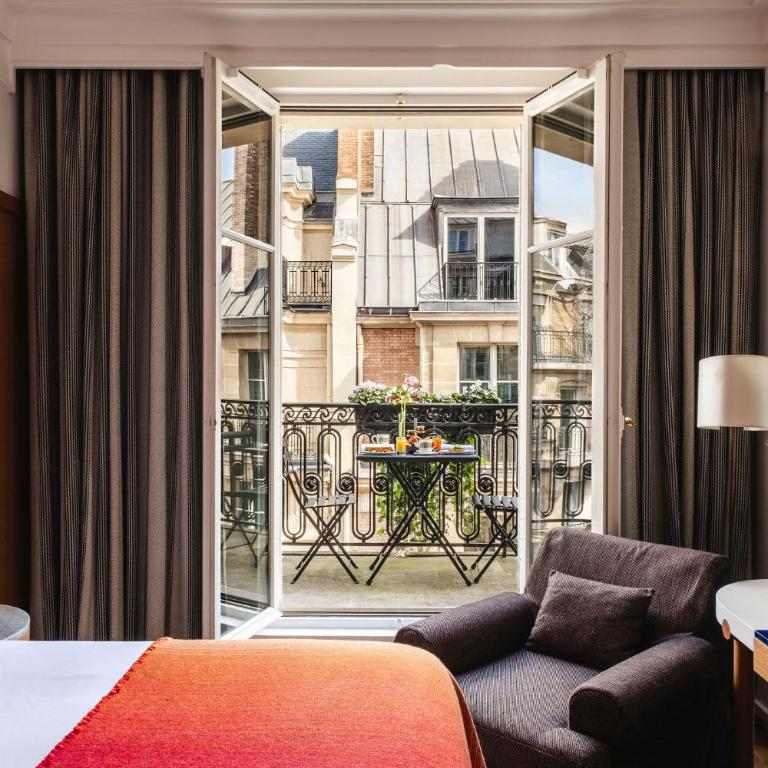 Hôtel Vernet Champs Elysées Paris - Habitación Executive con balcón - 8