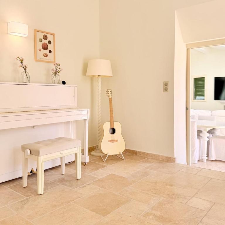 Magnificent Belle Epoque Villa with Pool - Villa with Private Pool - 15