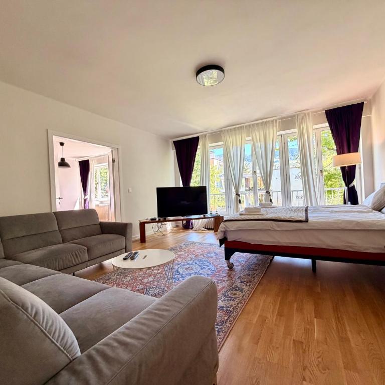 Downtown Luxury apartment by Ben&co - Two-Bedroom Apartment - 12