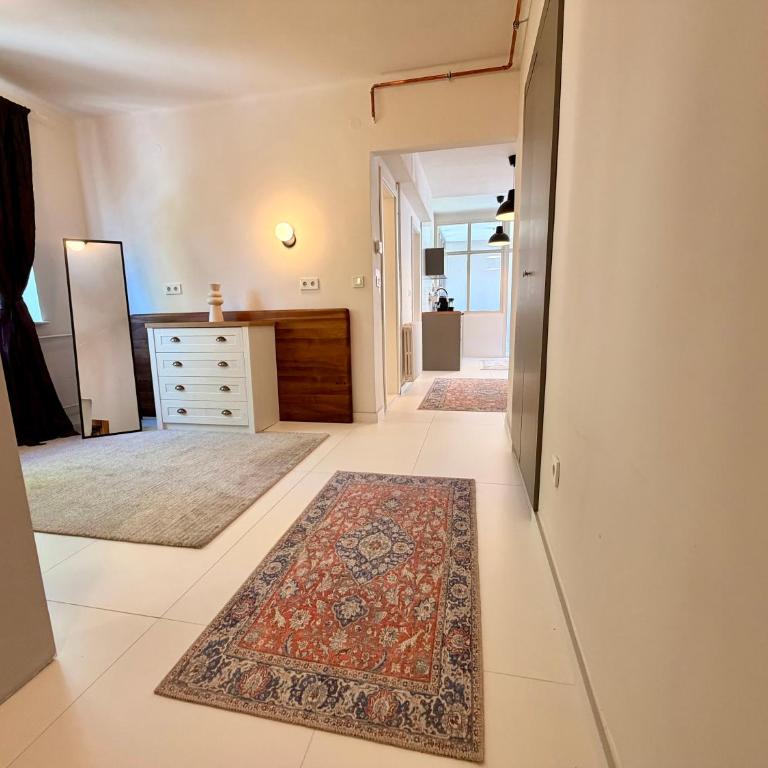 Downtown Luxury apartment by Ben&co - Two-Bedroom Apartment - 33