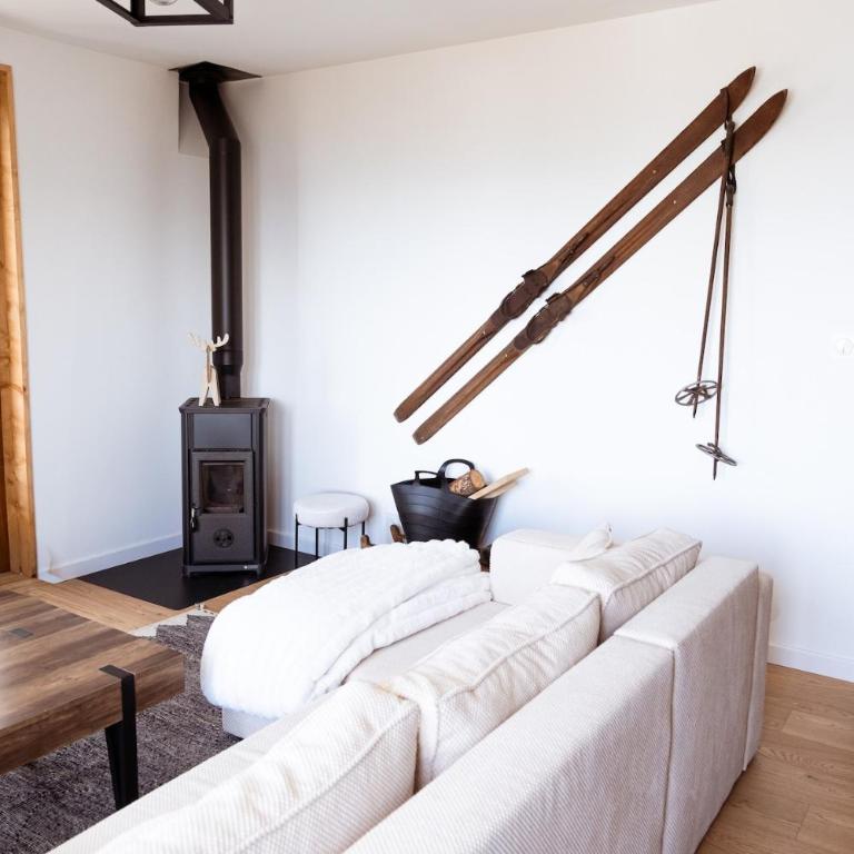Appartement moderne et spacieux avec poêle à bois et balcon - Appartement - 80