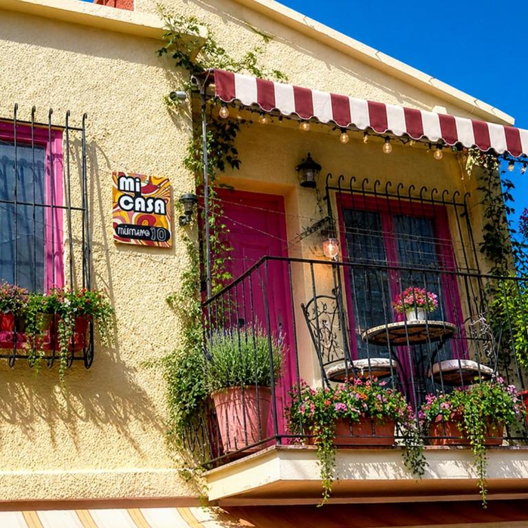 MI CASA by Roccos Retreats with private balcony and entrance - Apartamento de 2 dormitorios - 5