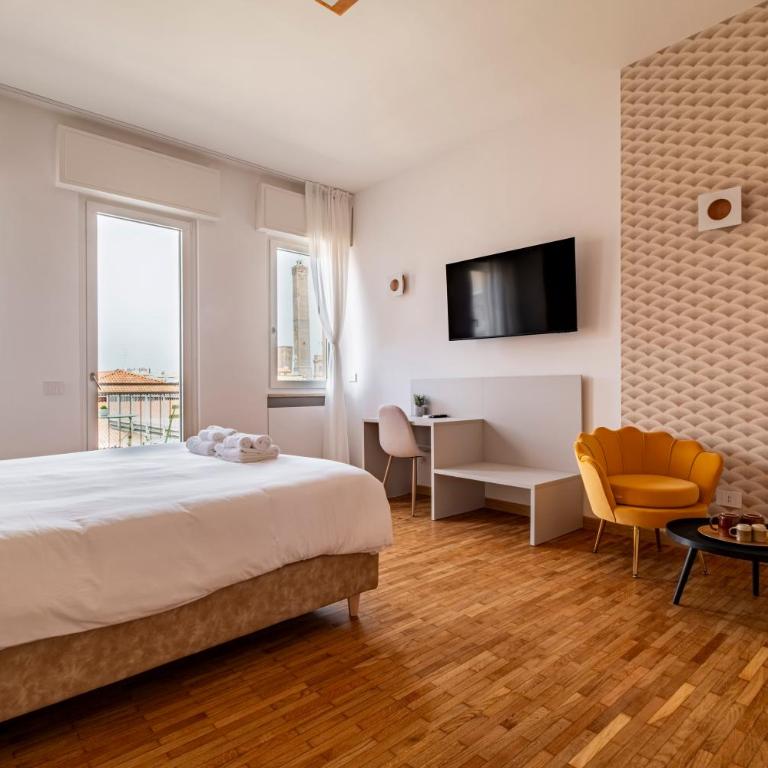 Urbanicooh Cavour Rooms&Suite - Camera Matrimoniale Deluxe con Balcone - 8
