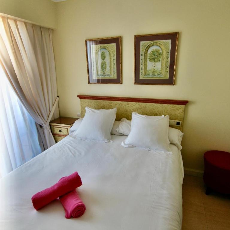 Apartamentos Guadalpin Boutique - Apartamento de 3 dormitorios con jacuzzi y vistas al mar y a la piscina - Ático - 17