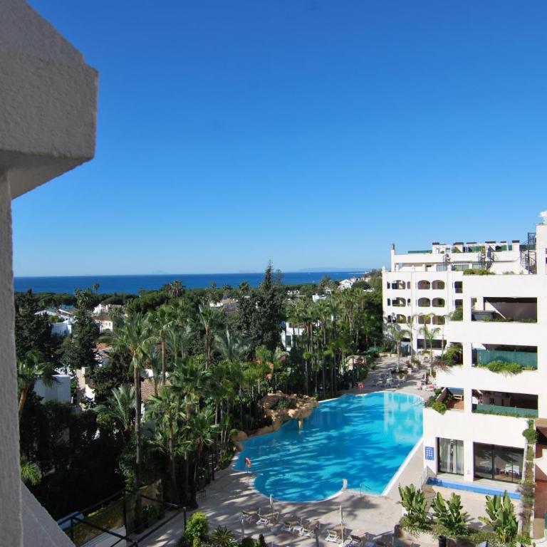 Apartamentos Guadalpin Boutique - Apartamento de 3 dormitorios con jacuzzi y vistas al mar y a la piscina - Ático - 21
