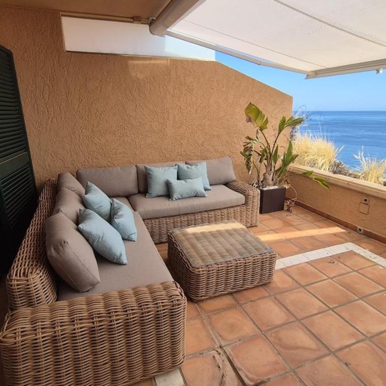 Espectacular Duplex en Primera Linea de Mar - Apartamento de 3 dormitorios - 51