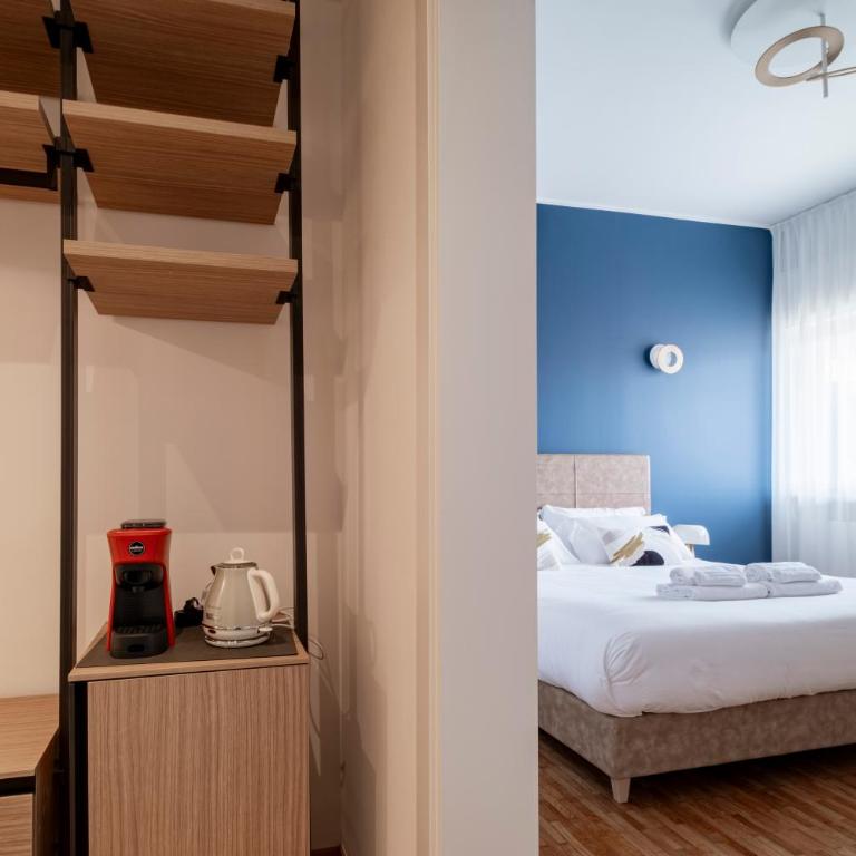 Urbanicooh Cavour Rooms&Suite - Camera Matrimoniale Standard - 12