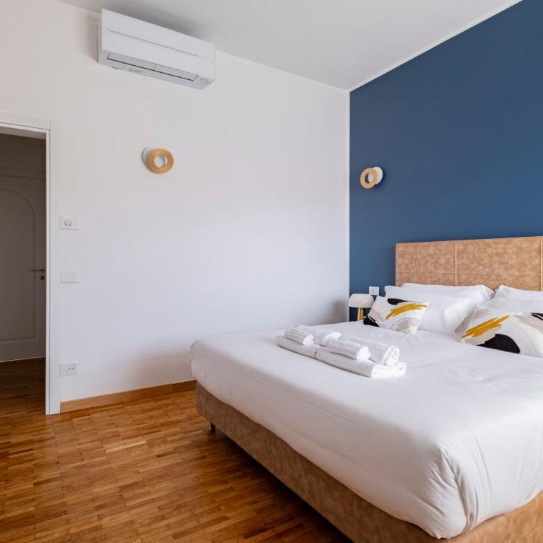 Urbanicooh Cavour Rooms&Suite - Camera Matrimoniale Standard - 2