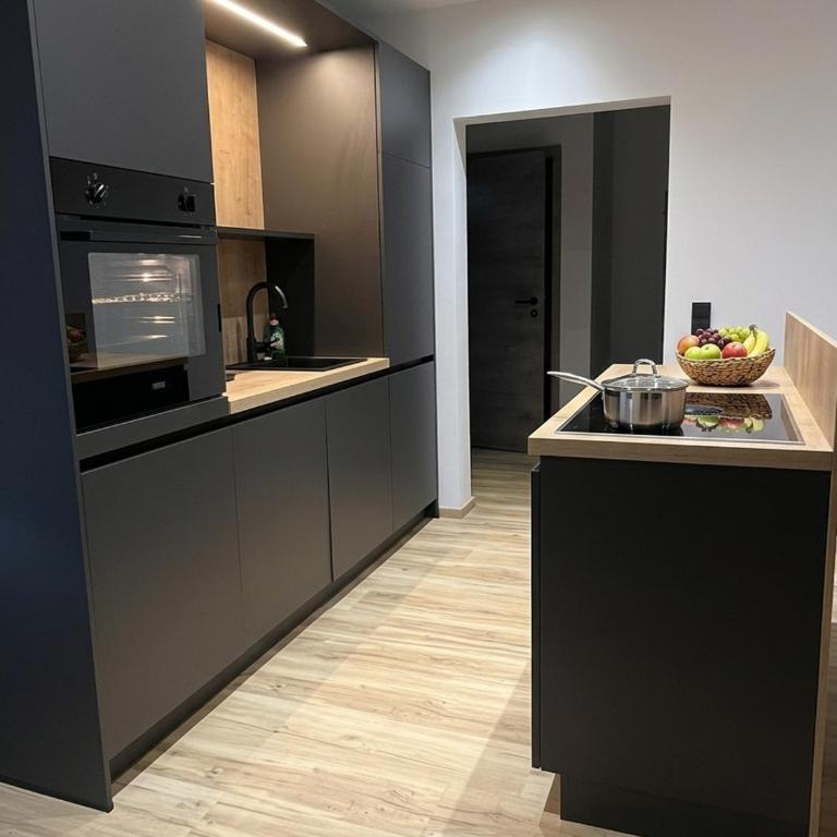 Goldhirsch Aparthotel - Deluxe Apartment mit 2 Schlafzimmern - 8
