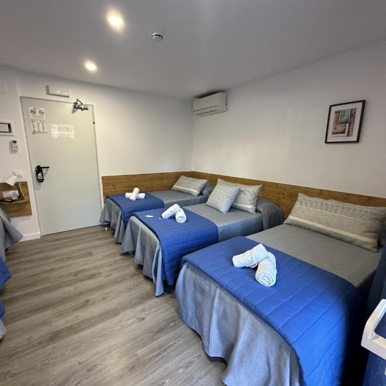 Malva Hostel Estartit - Quadruple Room - 3