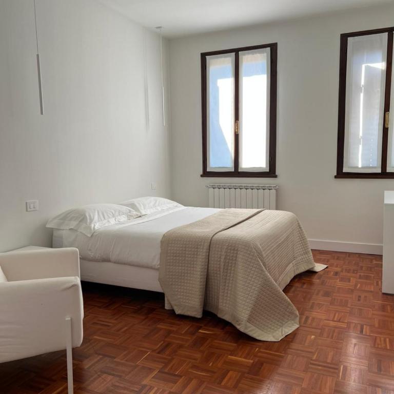 Le Camere di Byron - Affitti Brevi Italia - Camera Tripla Comfort - 4